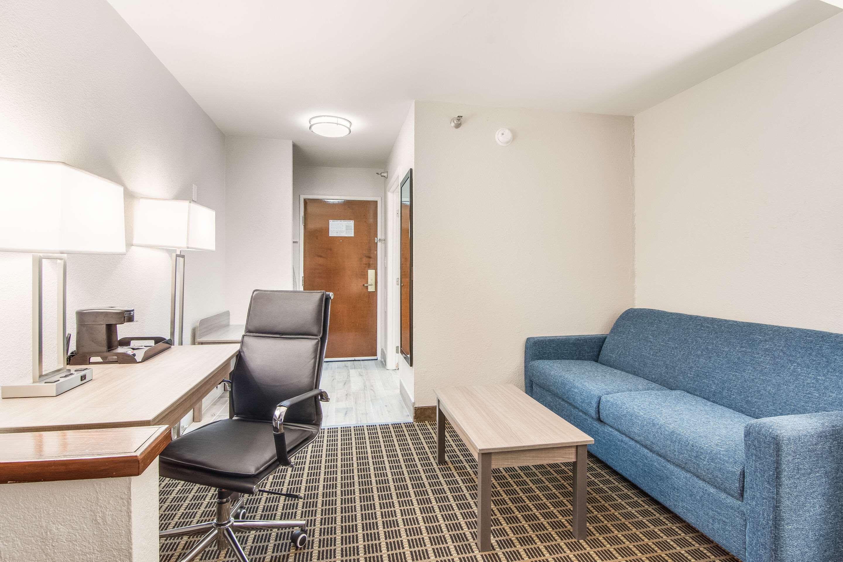Clarion Pointe South Boston - Danville East Kültér fotó